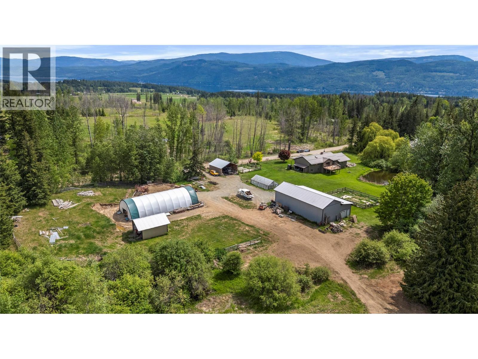 2523 Evans Road, Celista, British Columbia  V0E 1M6 - Photo 35 - 10377750