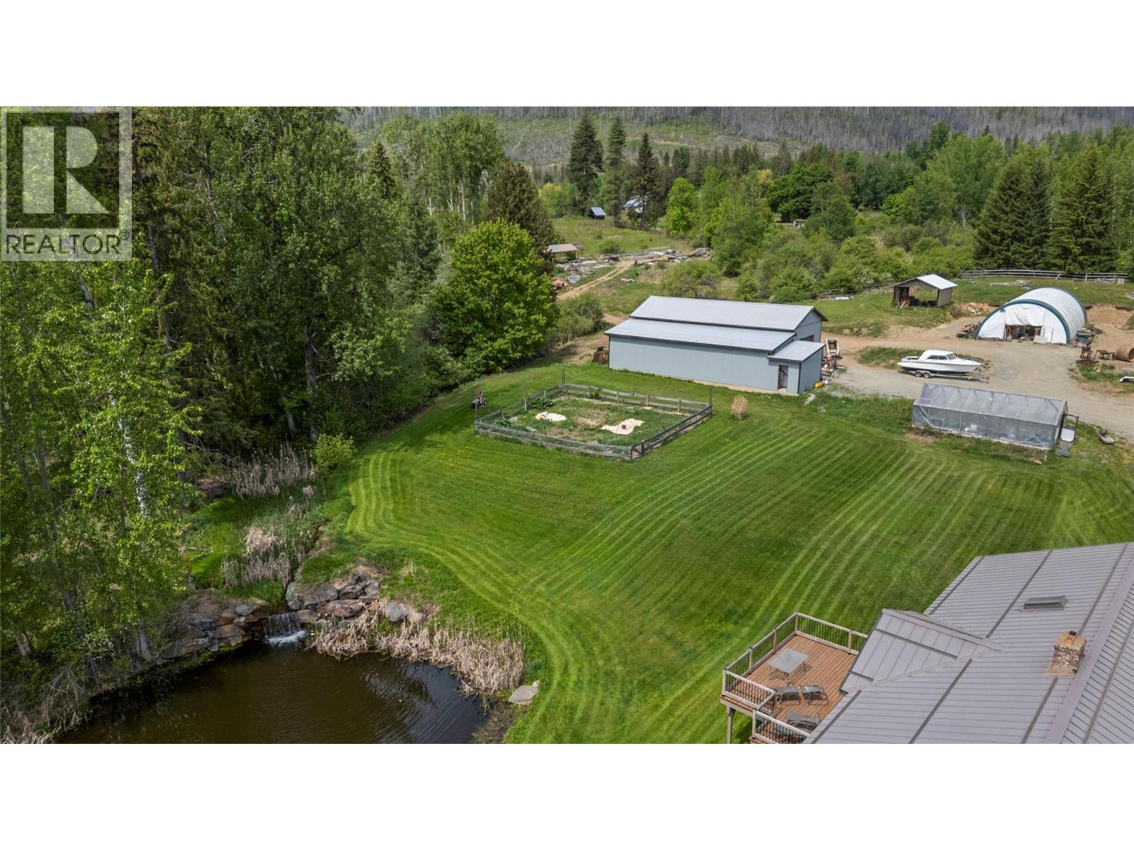 2523 Evans Road, Celista, British Columbia  V0E 1M6 - Photo 41 - 10377750