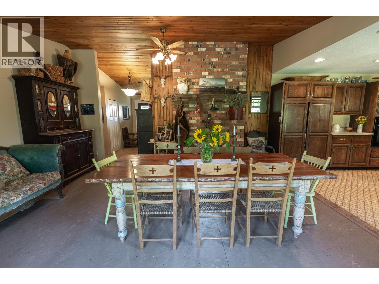 2523 Evans Road, Celista, British Columbia  V0E 1M6 - Photo 9 - 10377750