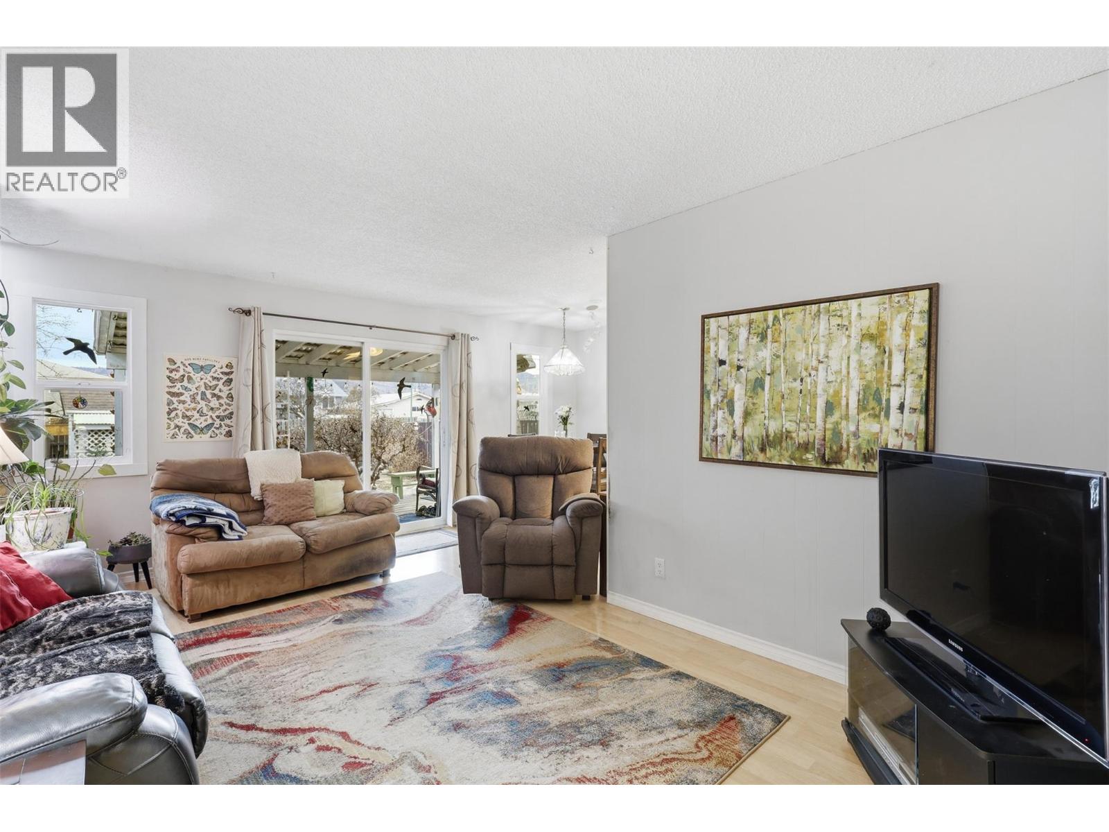 1155 Pembroke Avenue, Kamloops, British Columbia  V2B 7W5 - Photo 2 - 10377604