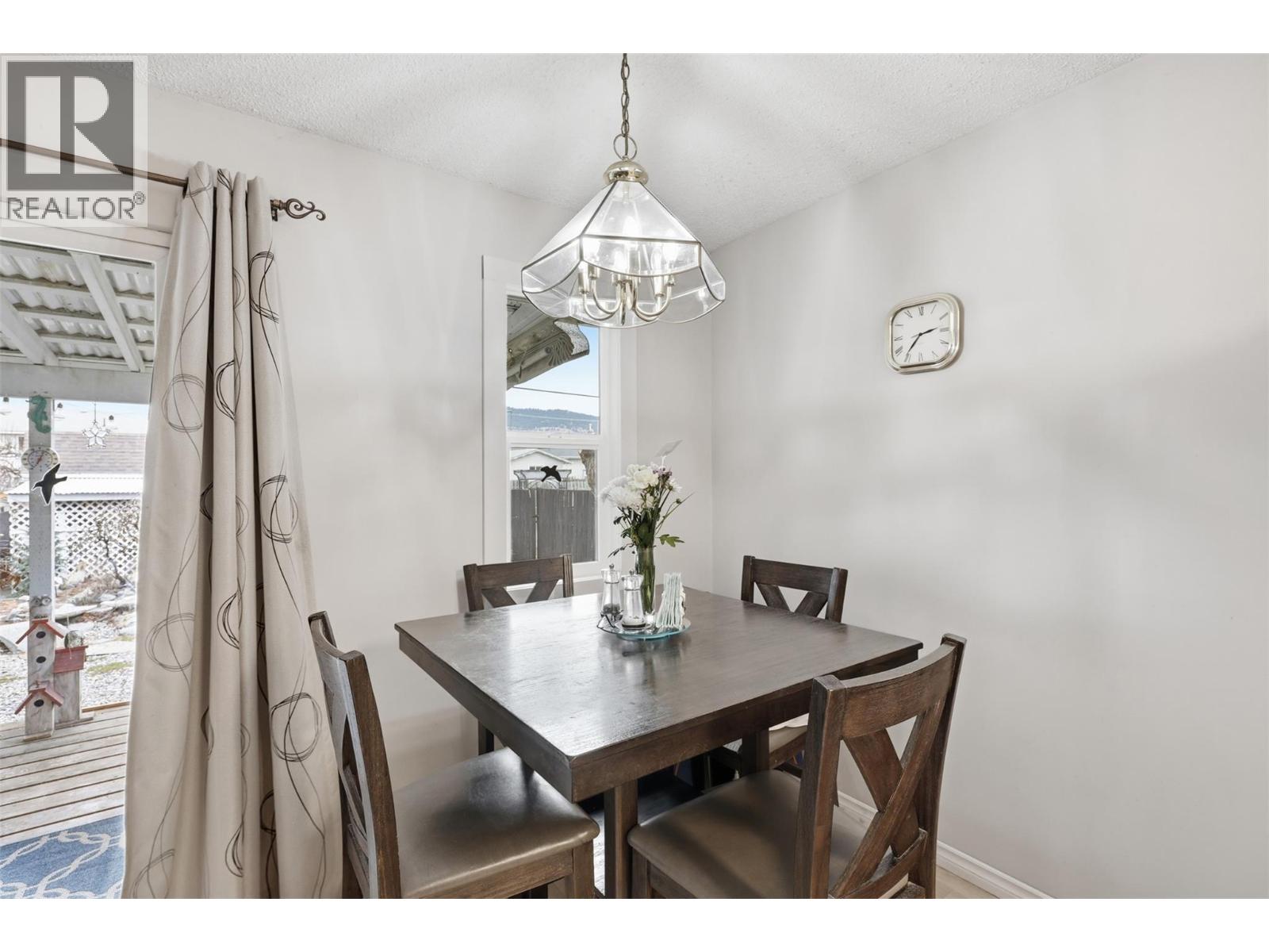 1155 Pembroke Avenue, Kamloops, British Columbia  V2B 7W5 - Photo 8 - 10377604