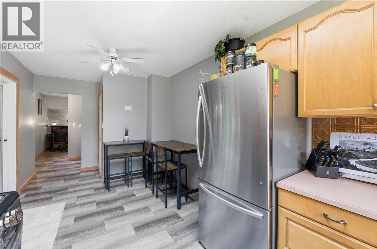 258 2nd Avenue, Trail, British Columbia  V1R 2Y8 - Photo 16 - 10377337