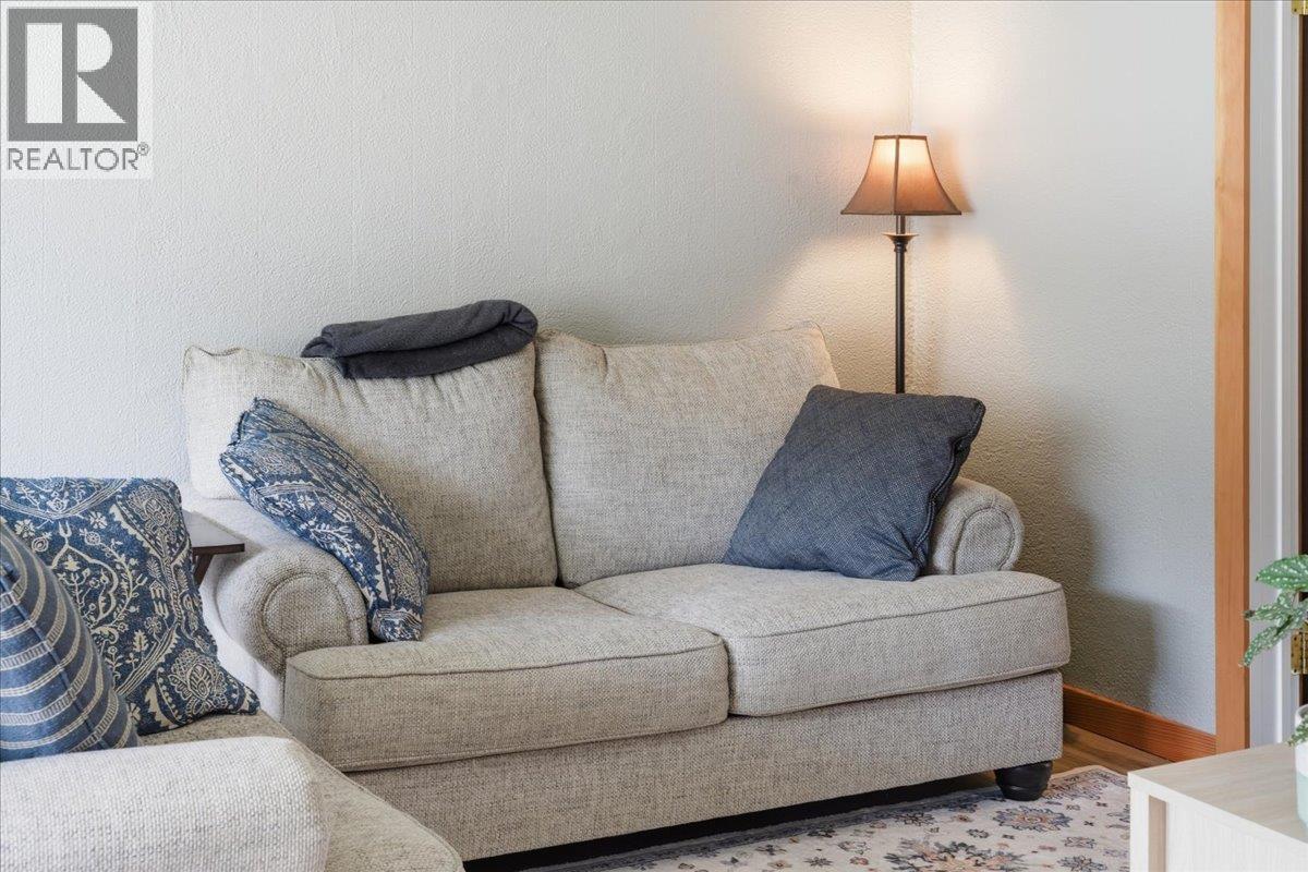 258 2nd Avenue, Trail, British Columbia  V1R 2Y8 - Photo 23 - 10377337