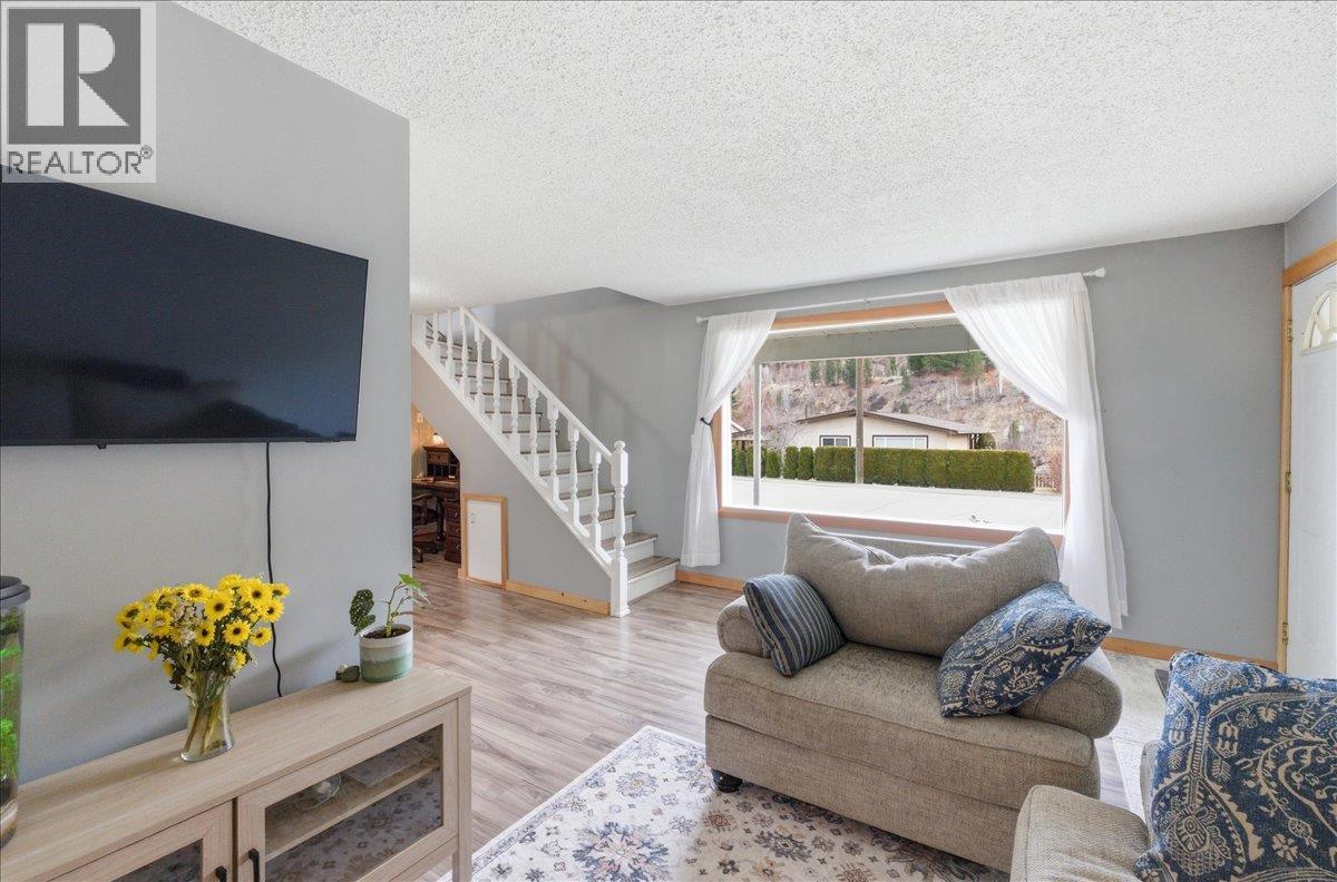 258 2nd Avenue, Trail, British Columbia  V1R 2Y8 - Photo 25 - 10377337