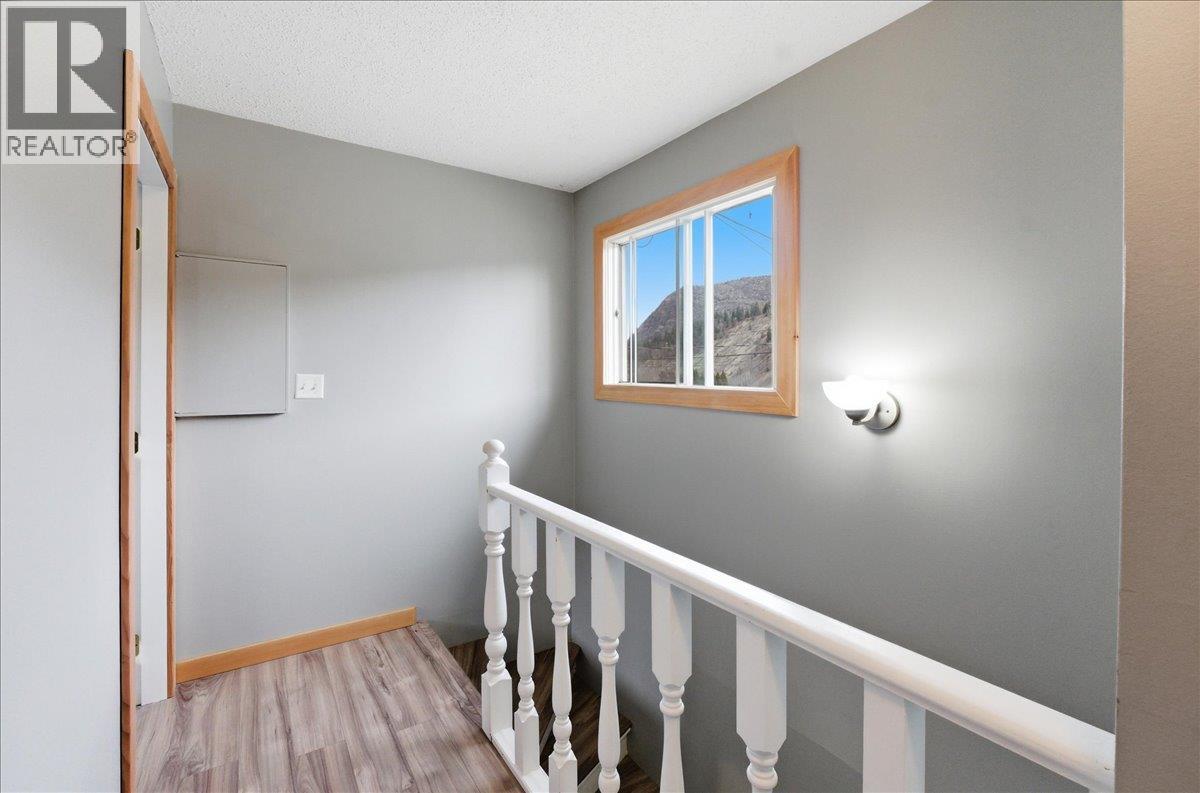 258 2nd Avenue, Trail, British Columbia  V1R 2Y8 - Photo 46 - 10377337