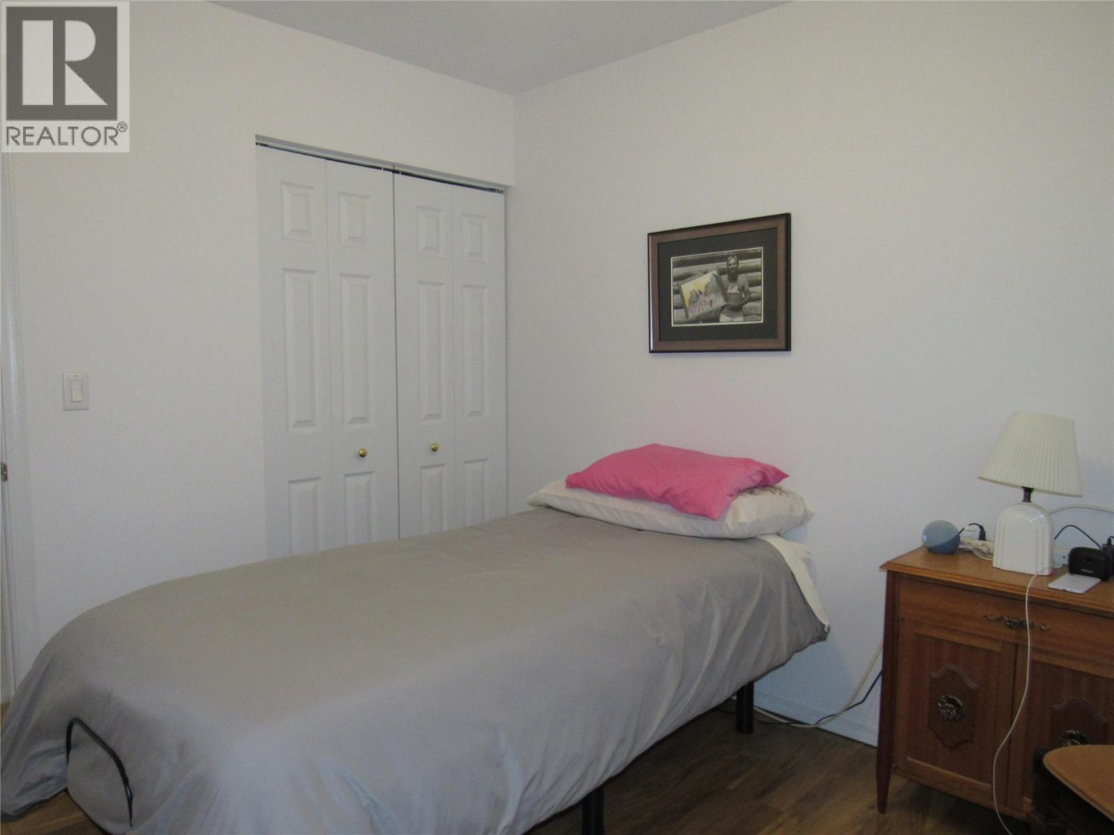 519 10th Avenue, Castlegar, British Columbia  V1N 1K6 - Photo 16 - 10373580