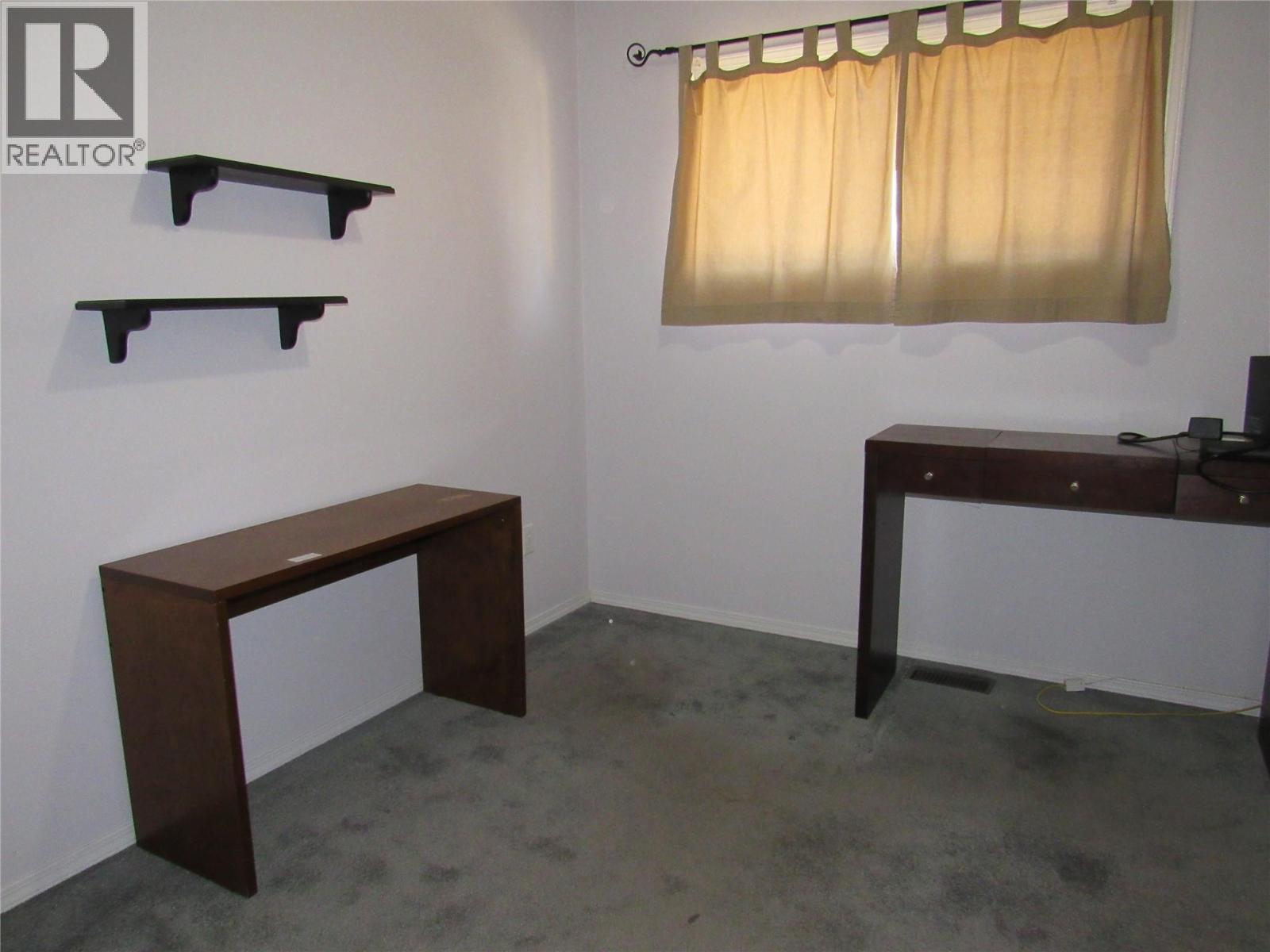 519 10th Avenue, Castlegar, British Columbia  V1N 1K6 - Photo 22 - 10373580