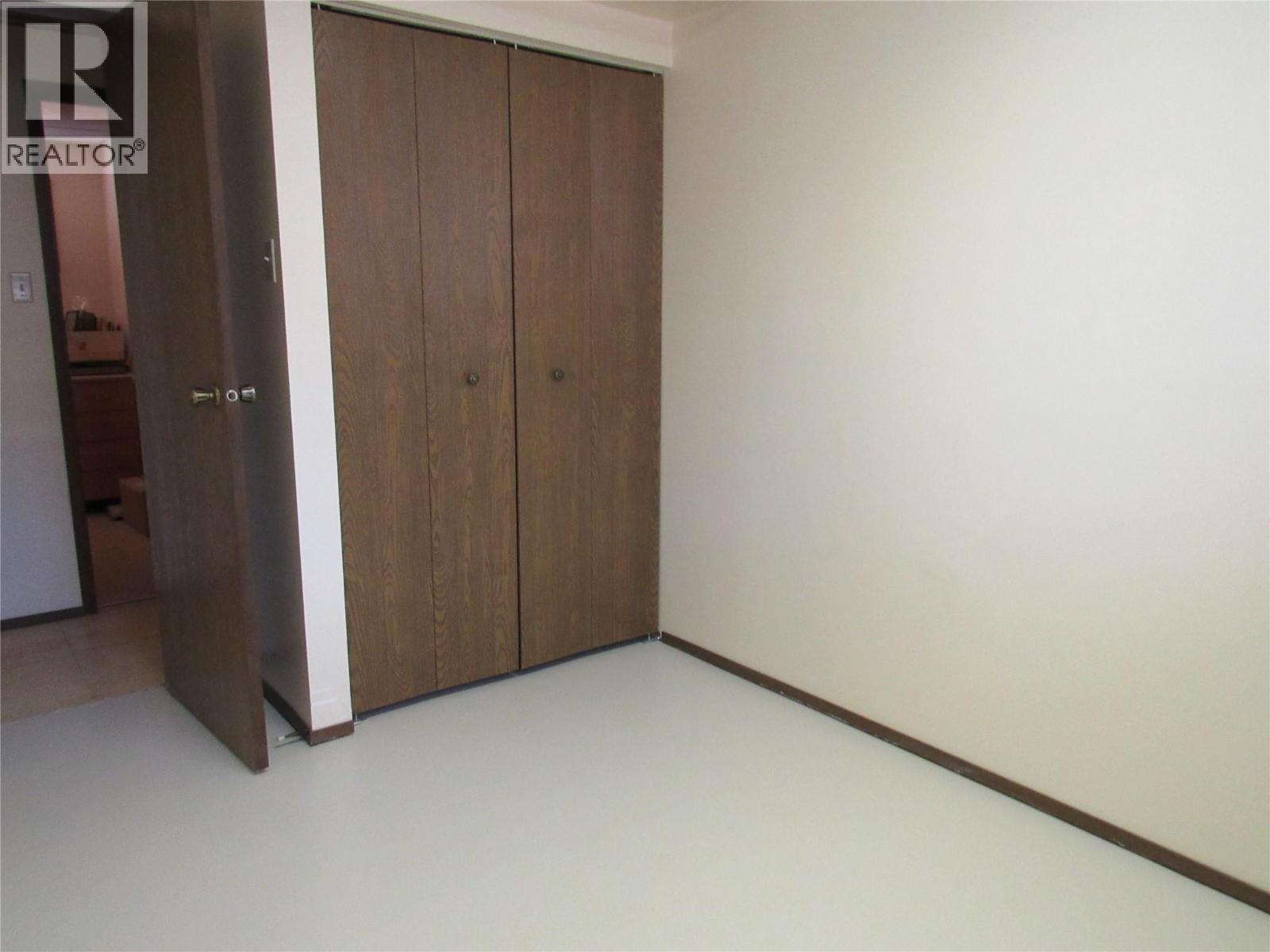 519 10th Avenue, Castlegar, British Columbia  V1N 1K6 - Photo 29 - 10373580