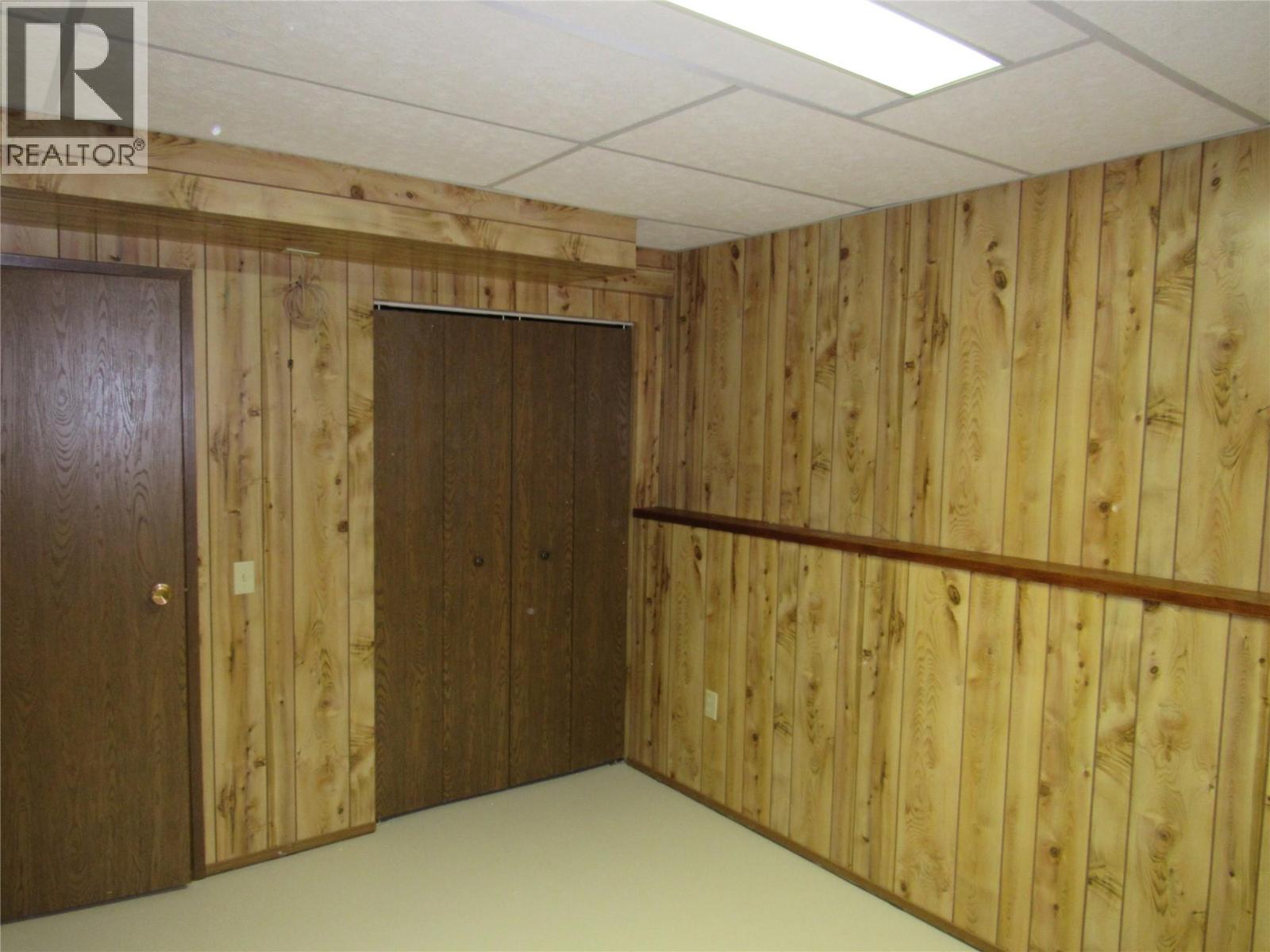 519 10th Avenue, Castlegar, British Columbia  V1N 1K6 - Photo 31 - 10373580