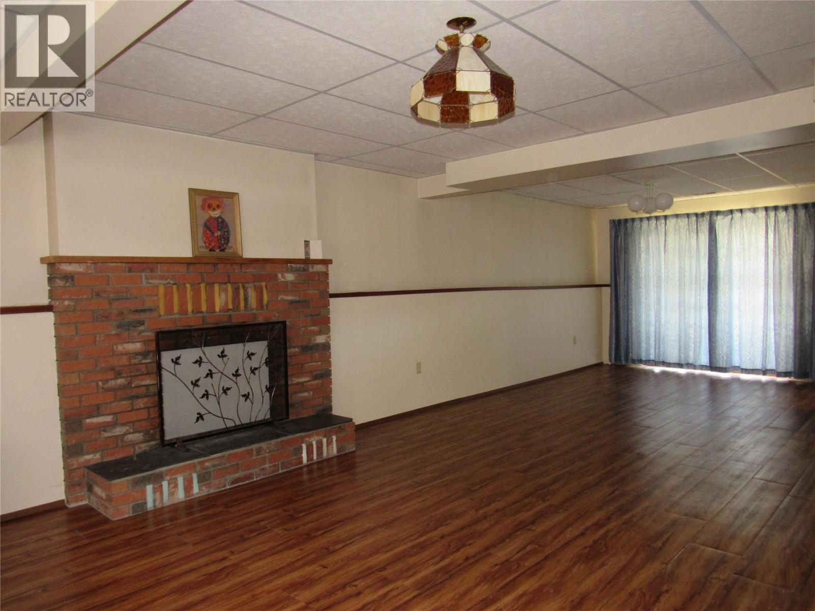 519 10th Avenue, Castlegar, British Columbia  V1N 1K6 - Photo 34 - 10373580