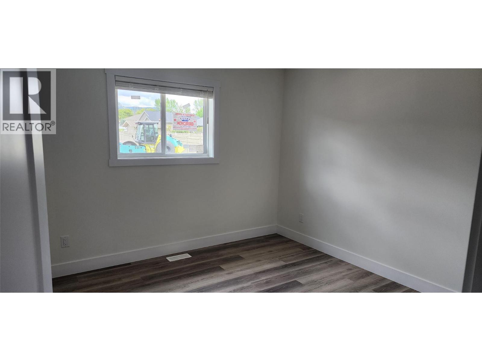 6830 22nd Street, Grand Forks, British Columbia  V0H 1H0 - Photo 8 - 10375352