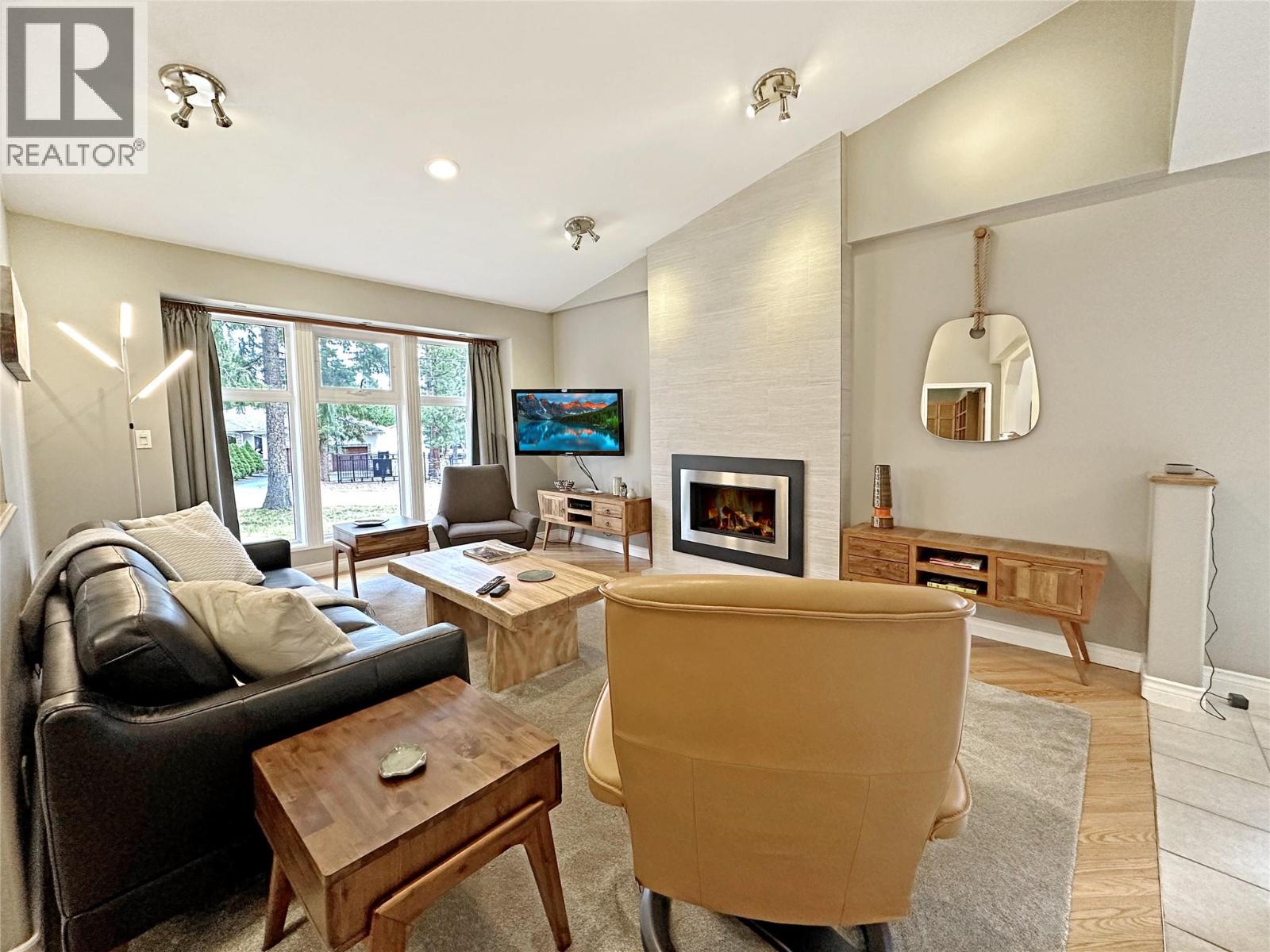 117 Deerview Crescent, Princeton, British Columbia  V0X 1W0 - Photo 3 - 10377792