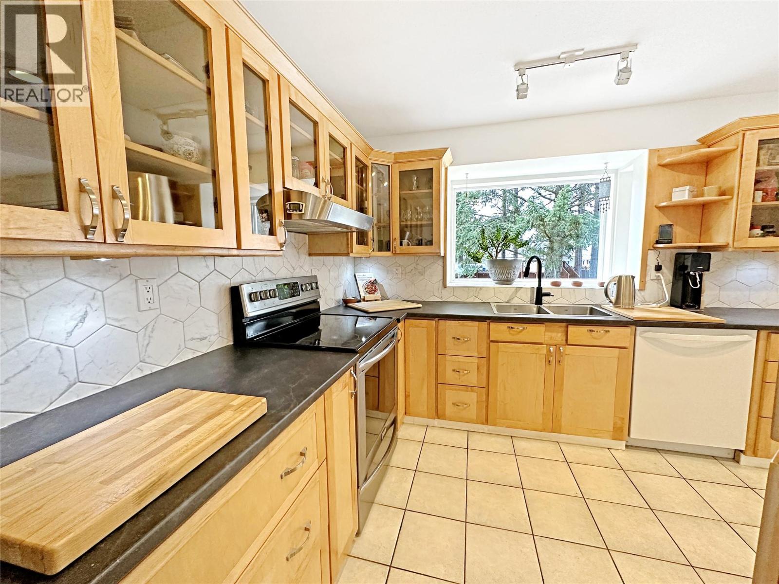 117 Deerview Crescent, Princeton, British Columbia  V0X 1W0 - Photo 7 - 10377792