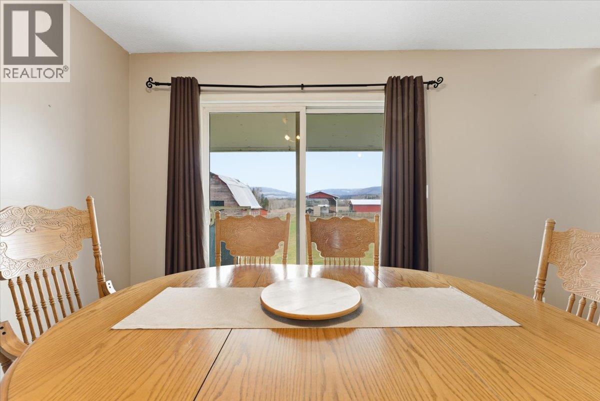 1121 Mountain View Road, Armstrong, British Columbia  V4Y 0S2 - Photo 14 - 10377775