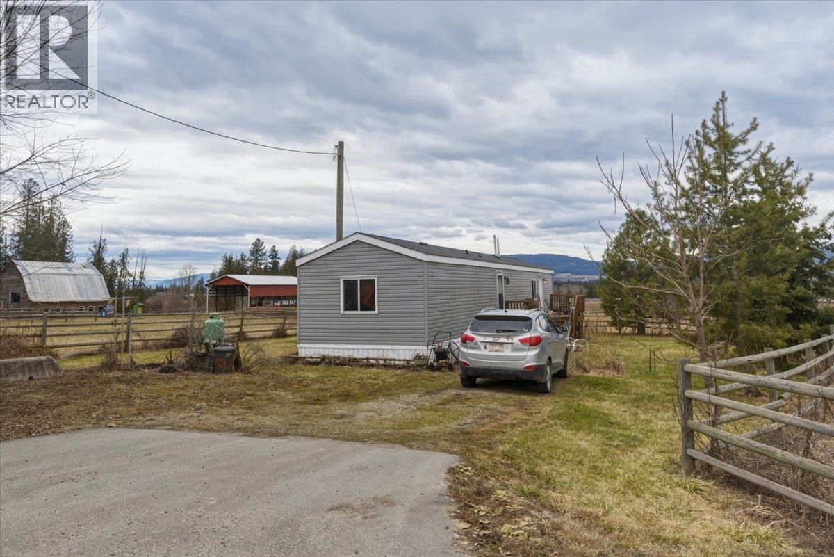 1121 Mountain View Road, Armstrong, British Columbia  V4Y 0S2 - Photo 2 - 10377775