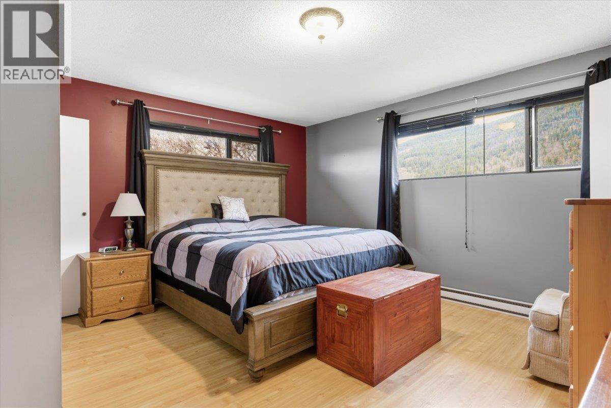 1121 Mountain View Road, Armstrong, British Columbia  V4Y 0S2 - Photo 21 - 10377775