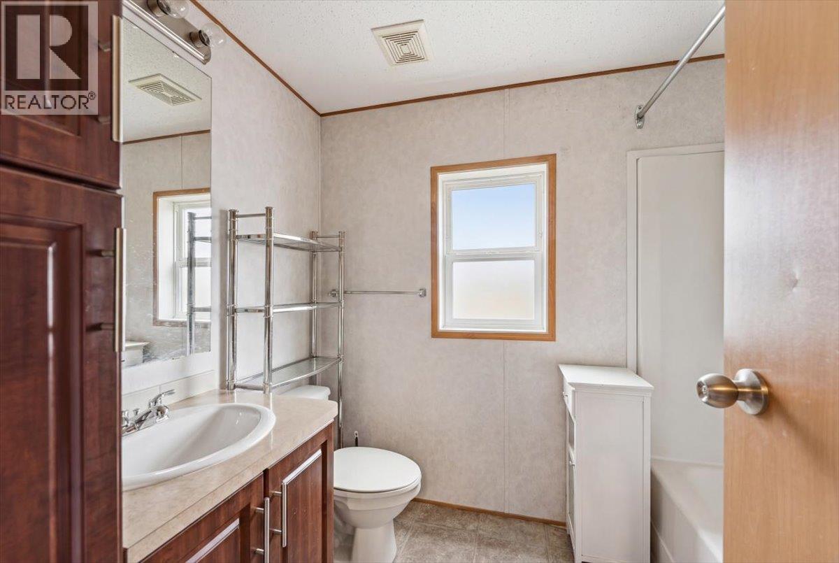 1121 Mountain View Road, Armstrong, British Columbia  V4Y 0S2 - Photo 47 - 10377775