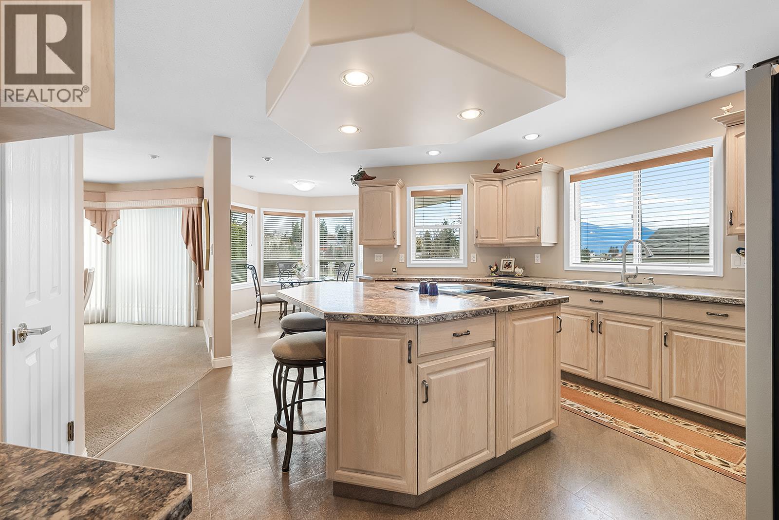 1113 Westridge Street, Creston, British Columbia  V0B 1G6 - Photo 19 - 10377159