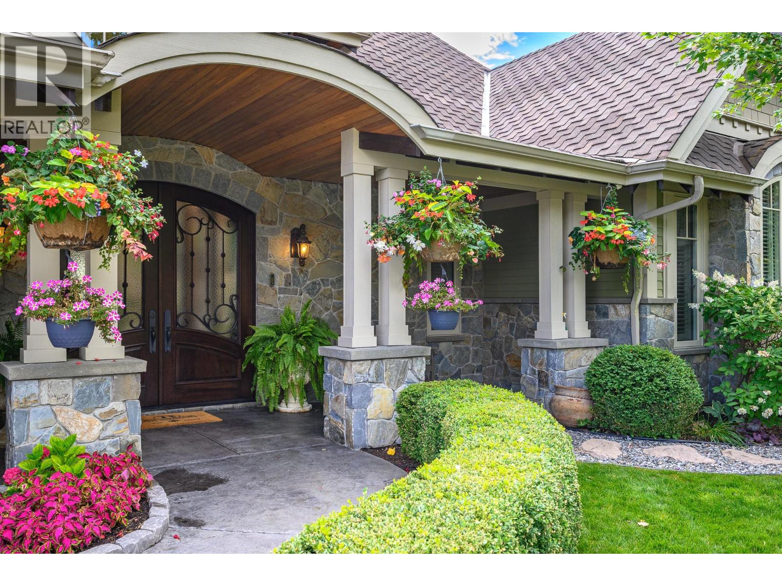 602 Falcon Point Way, Vernon, British Columbia  V1H 2H7 - Photo 12 - 10377407