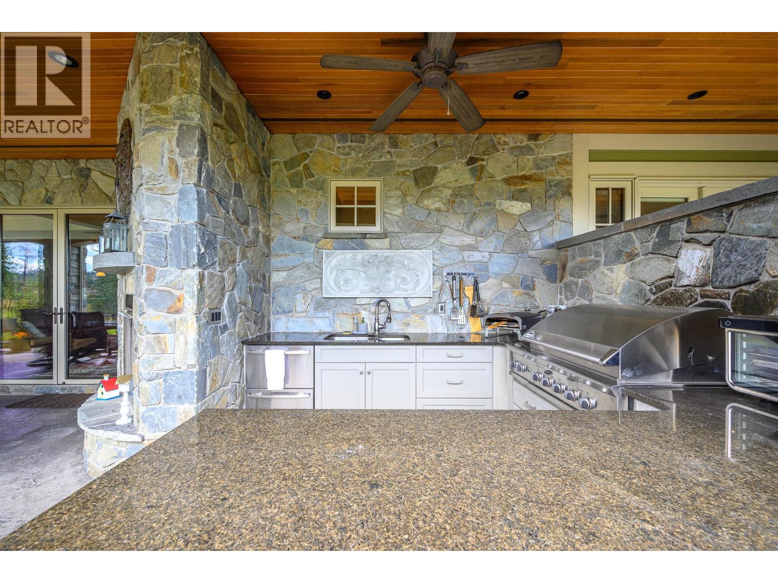 602 Falcon Point Way, Vernon, British Columbia  V1H 2H7 - Photo 78 - 10377407