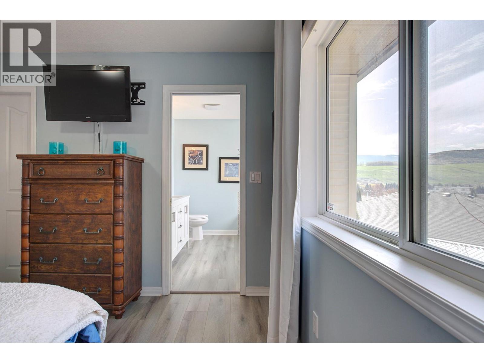 5812 Richfield Place, Vernon, British Columbia  V1H 1A6 - Photo 29 - 10343425