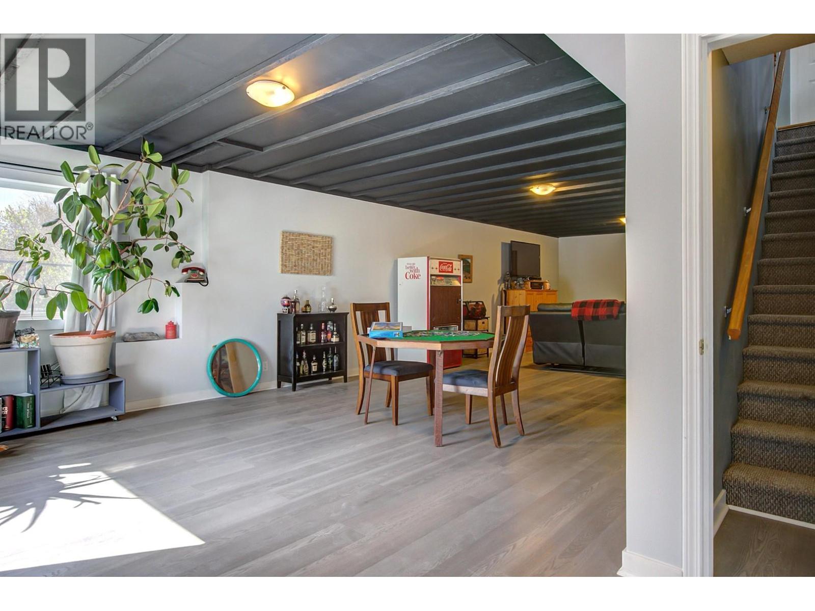 5812 Richfield Place, Vernon, British Columbia  V1H 1A6 - Photo 40 - 10343425