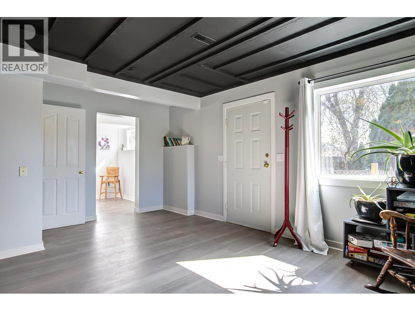 5812 Richfield Place, Vernon, British Columbia  V1H 1A6 - Photo 42 - 10343425