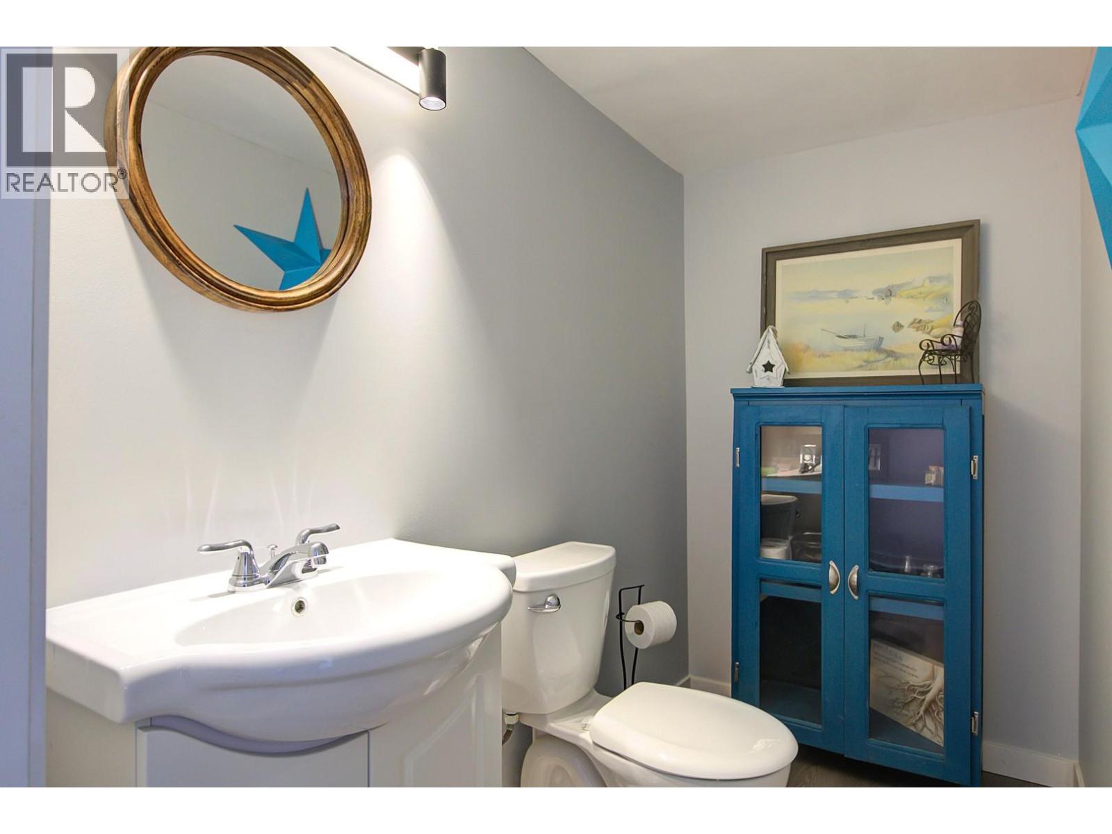 5812 Richfield Place, Vernon, British Columbia  V1H 1A6 - Photo 47 - 10343425