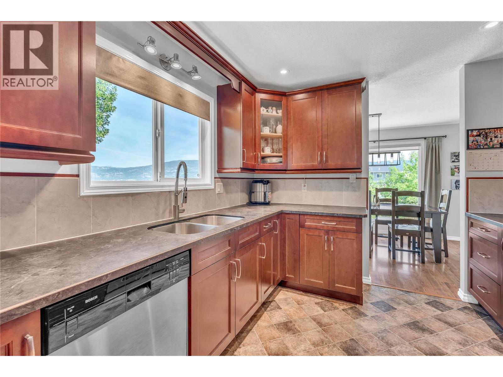 8704 Kuroda Place, Summerland, British Columbia  V0H 1Z7 - Photo 14 - 10377654