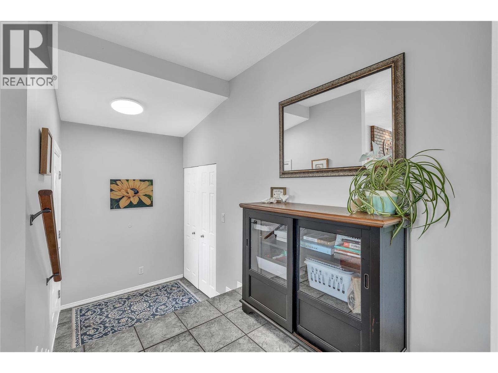 8704 Kuroda Place, Summerland, British Columbia  V0H 1Z7 - Photo 9 - 10377654