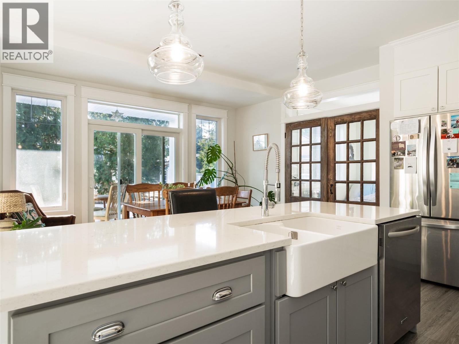 1633 Mason Road, Revelstoke, British Columbia  V0E 2S0 - Photo 14 - 10376843