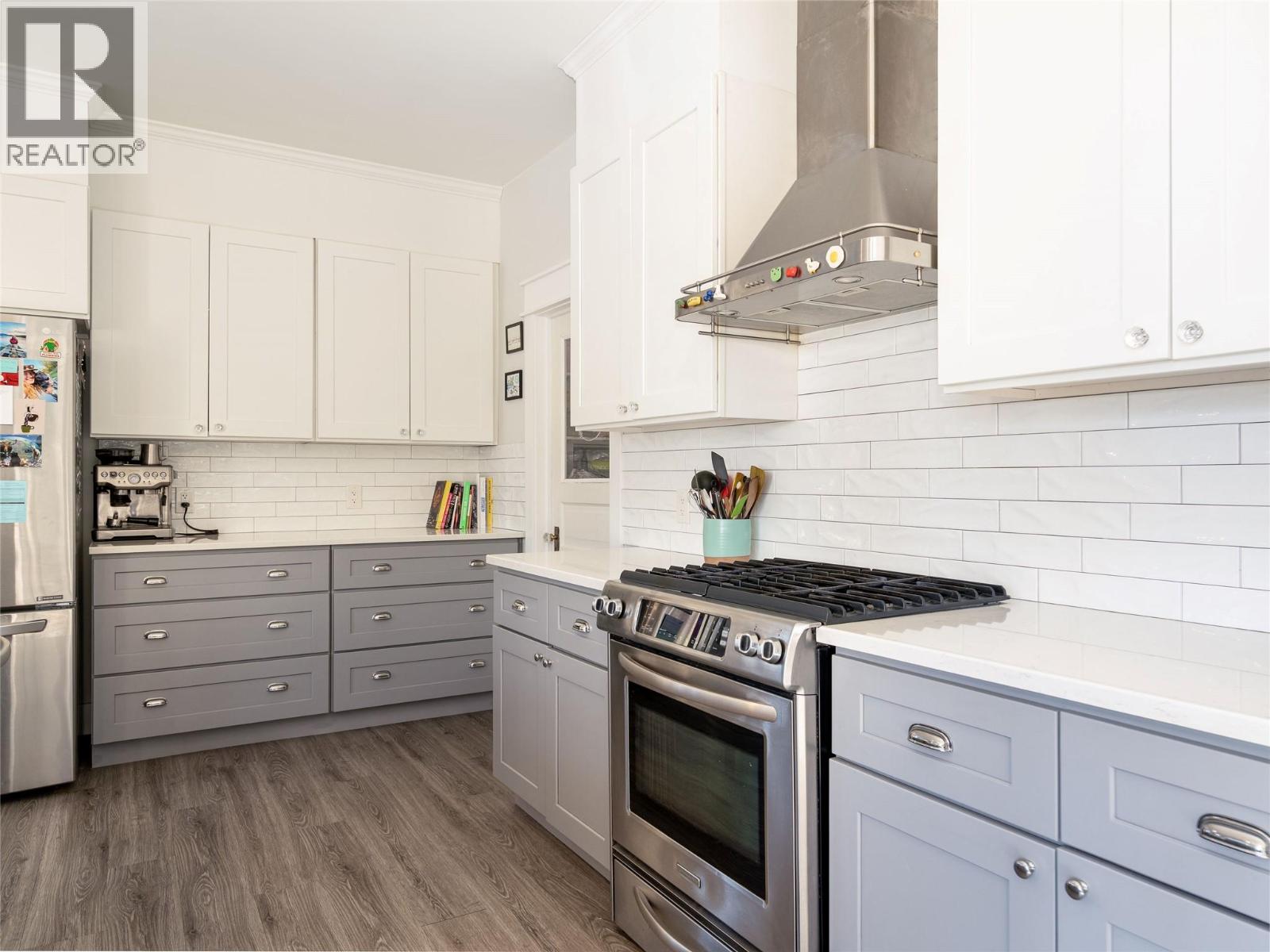 1633 Mason Road, Revelstoke, British Columbia  V0E 2S0 - Photo 17 - 10376843