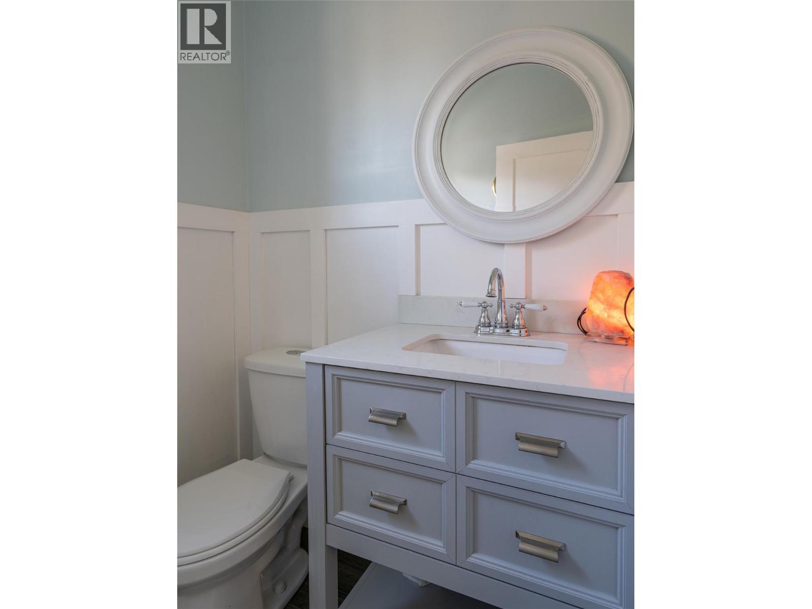 1633 Mason Road, Revelstoke, British Columbia  V0E 2S0 - Photo 22 - 10376843