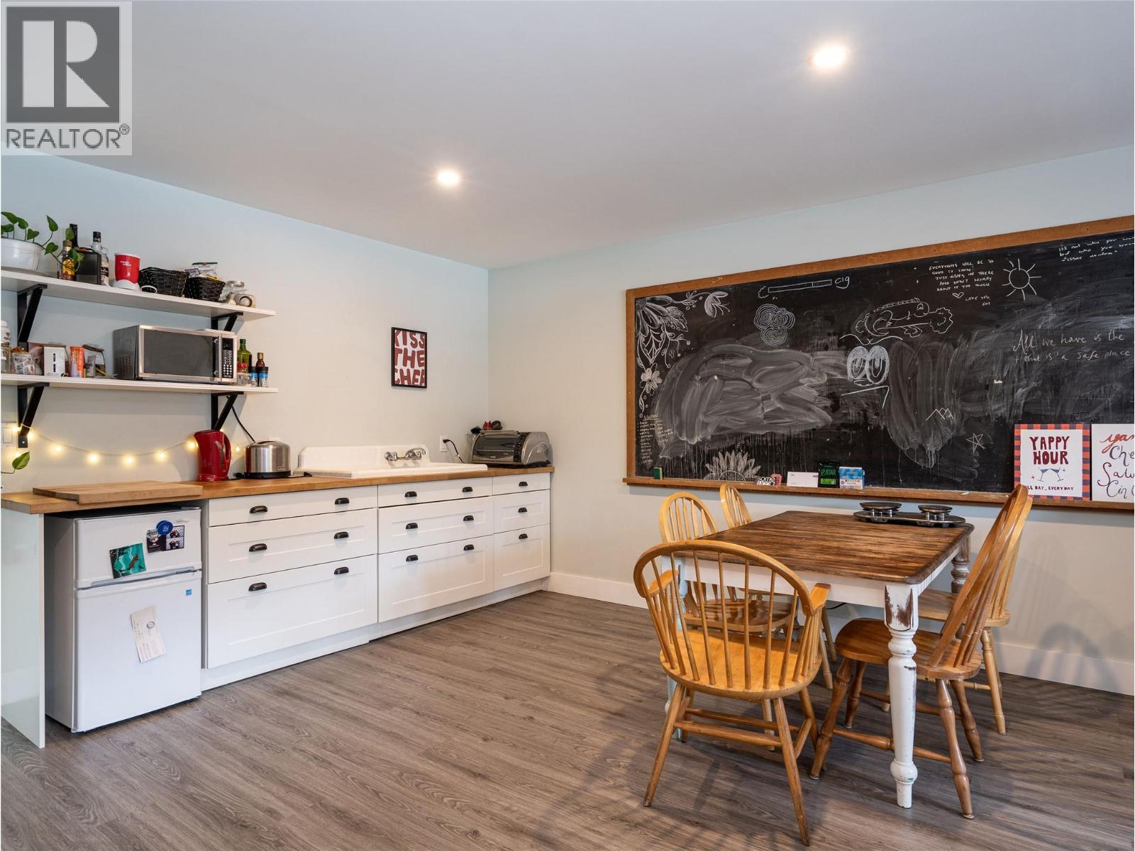 1633 Mason Road, Revelstoke, British Columbia  V0E 2S0 - Photo 37 - 10376843