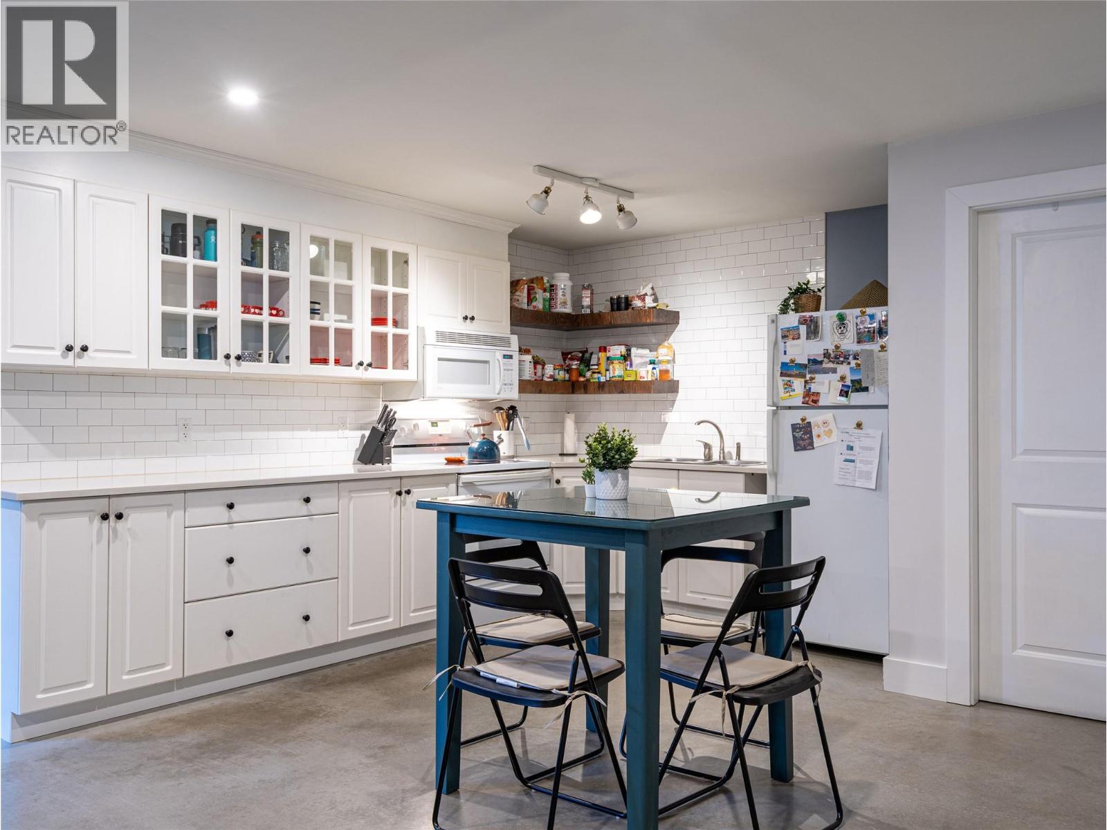 1633 Mason Road, Revelstoke, British Columbia  V0E 2S0 - Photo 48 - 10376843