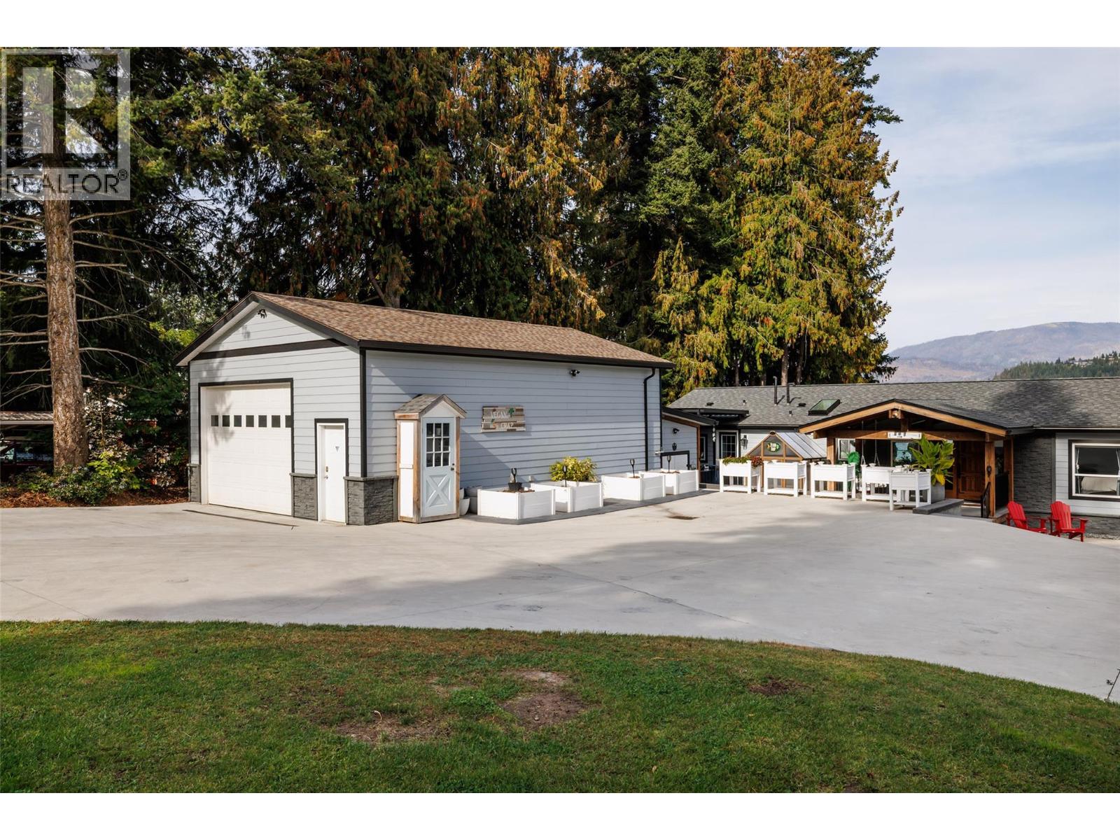 2661 Blind Bay Road, Blind Bay, British Columbia  V0E 1H1 - Photo 39 - 10377809