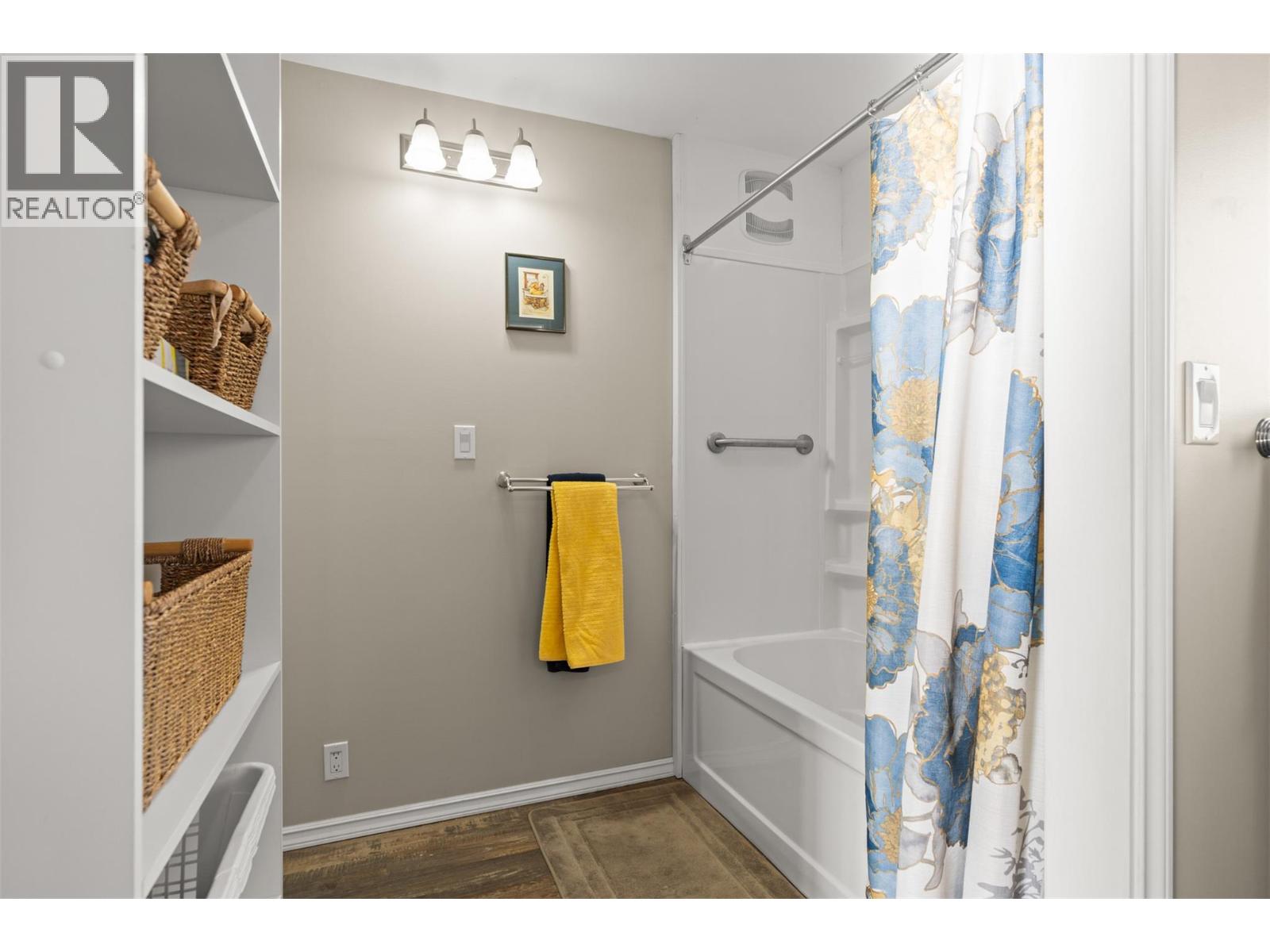 1801 35th Avenue, Vernon, British Columbia  V1T 2R9 - Photo 11 - 10377767