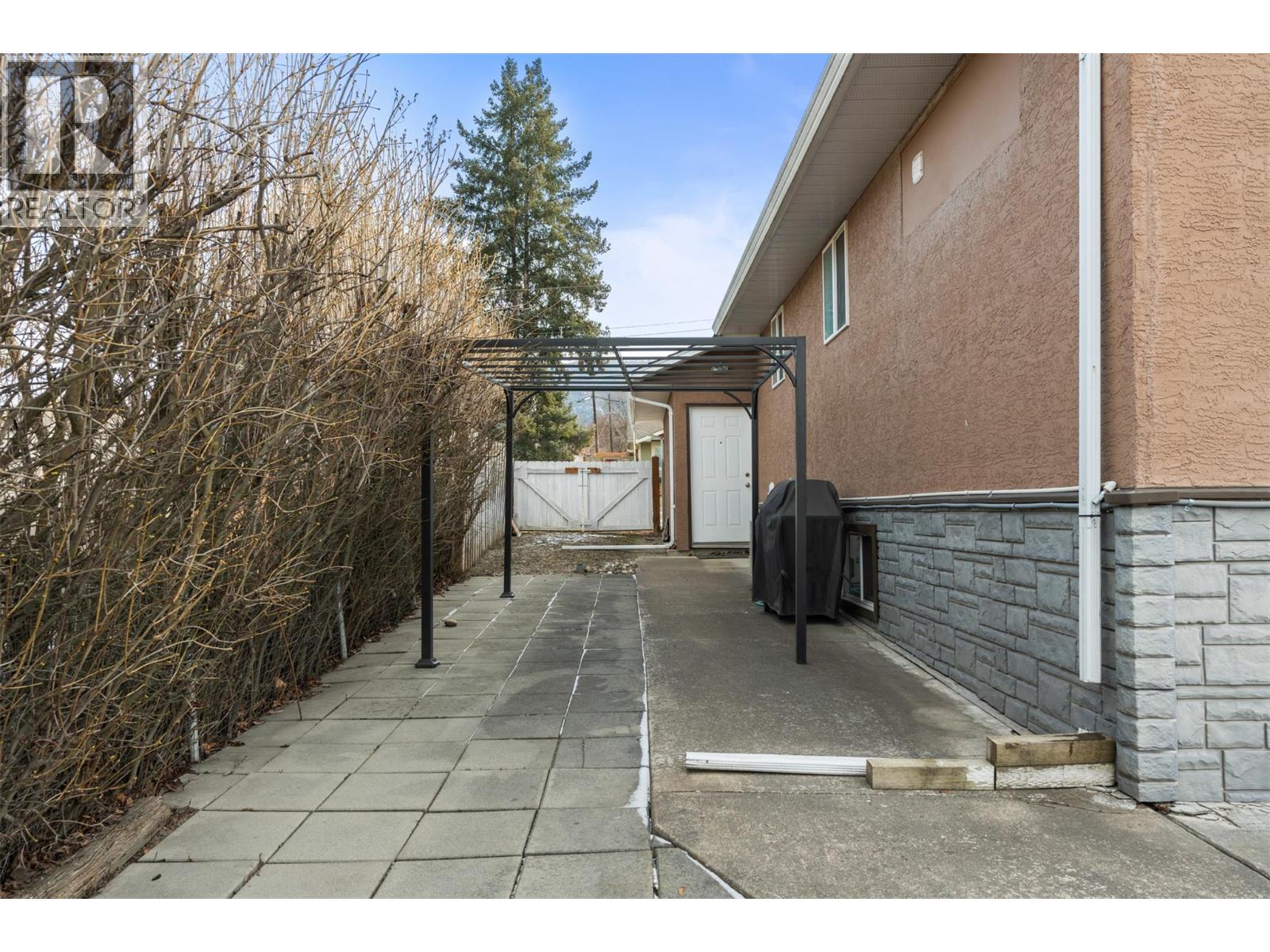 1801 35th Avenue, Vernon, British Columbia  V1T 2R9 - Photo 23 - 10377767