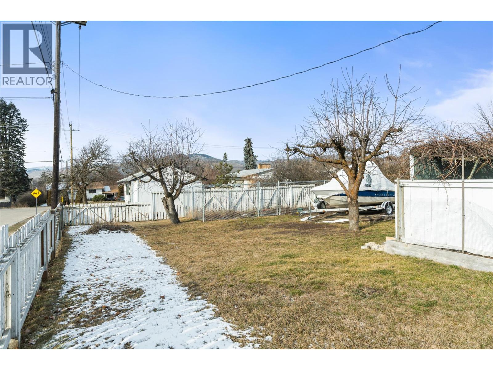 1801 35th Avenue, Vernon, British Columbia  V1T 2R9 - Photo 28 - 10377767