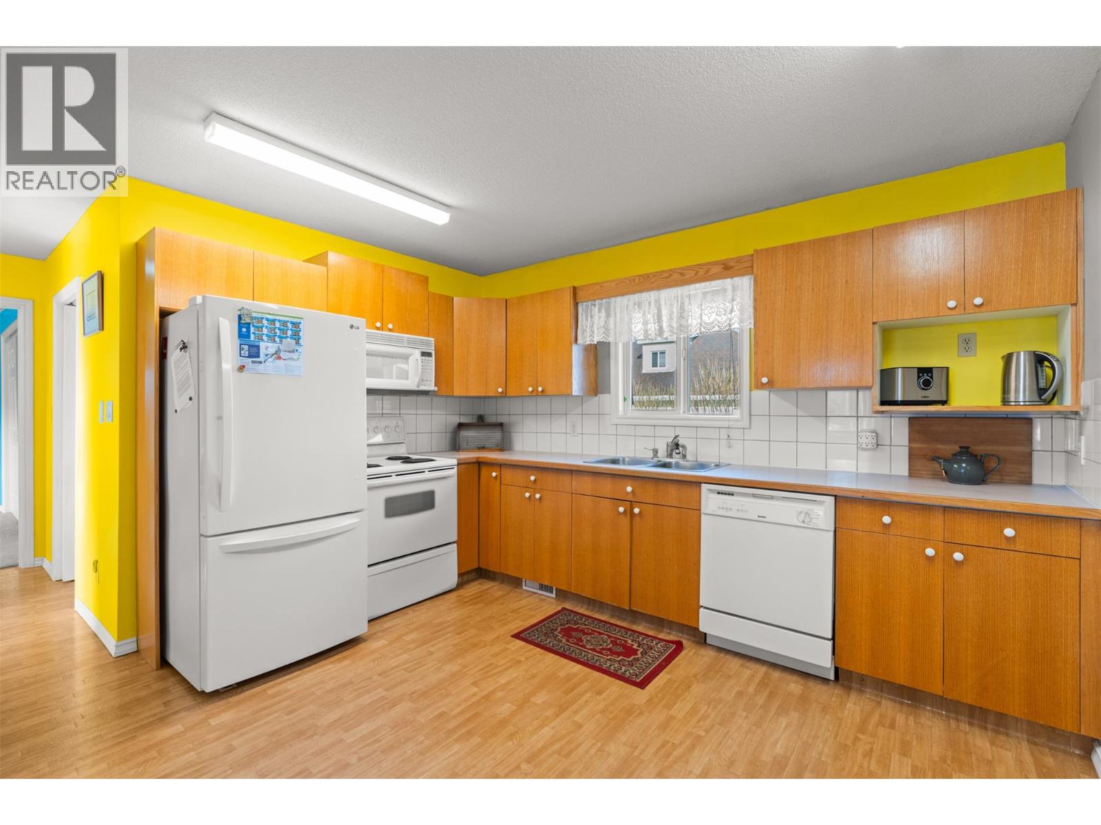 1801 35th Avenue, Vernon, British Columbia  V1T 2R9 - Photo 7 - 10377767