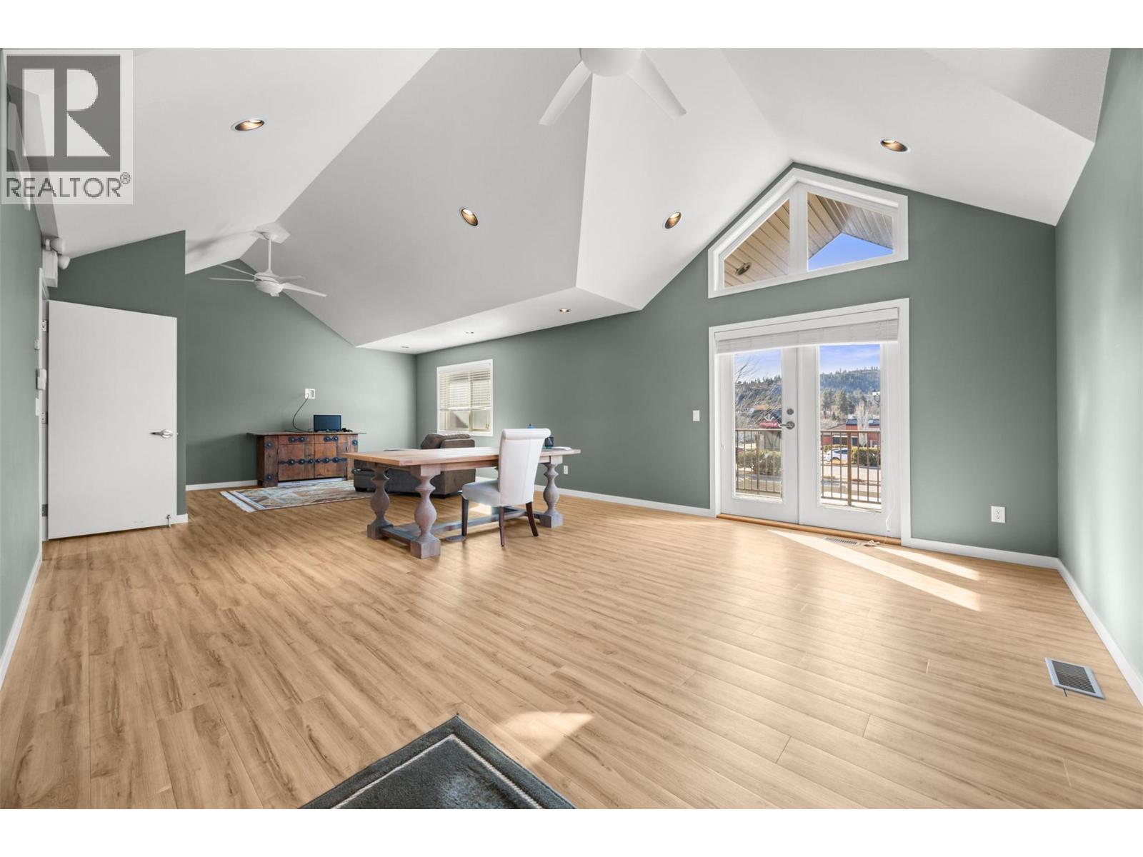 13606 Kelly Avenue, Summerland, British Columbia  V0H 1Z0 - Photo 12 - 10377749