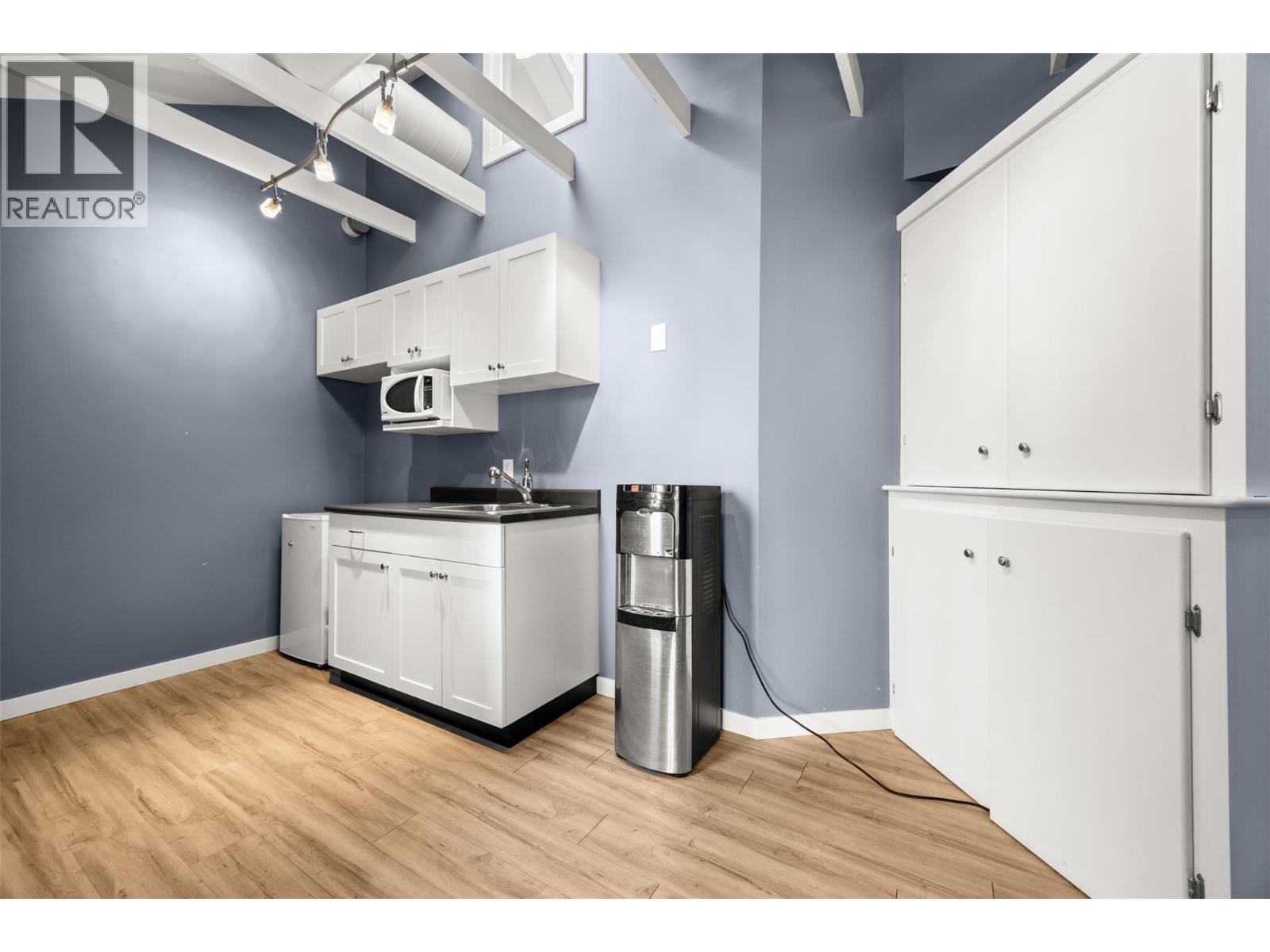 13606 Kelly Avenue, Summerland, British Columbia  V0H 1Z0 - Photo 8 - 10377749