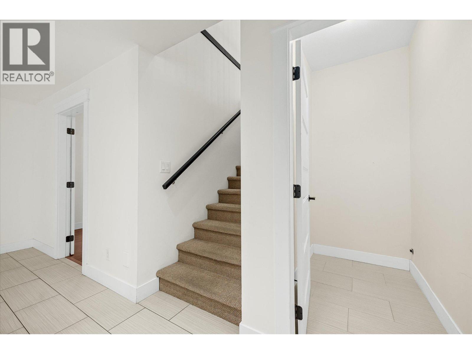 950 Rutland Road N, Kelowna, British Columbia  V1X 3B7 - Photo 32 - 10375810