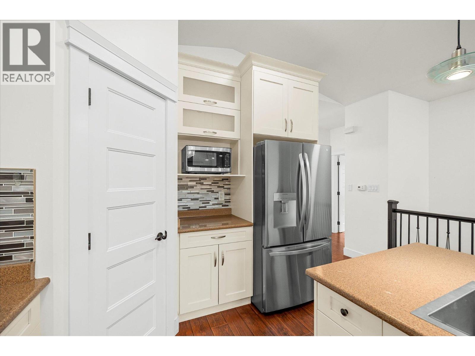 950 Rutland Road N, Kelowna, British Columbia  V1X 3B7 - Photo 9 - 10375810