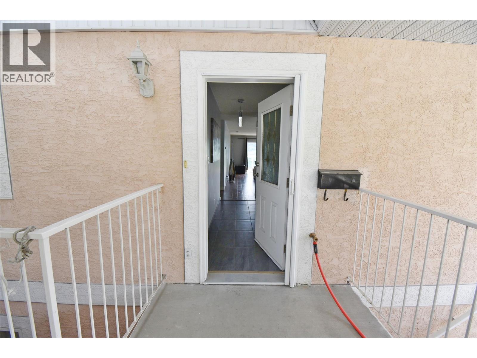 8700 Clerke Road Unit# 3, Coldstream, British Columbia  V0E 1W2 - Photo 4 - 10377734