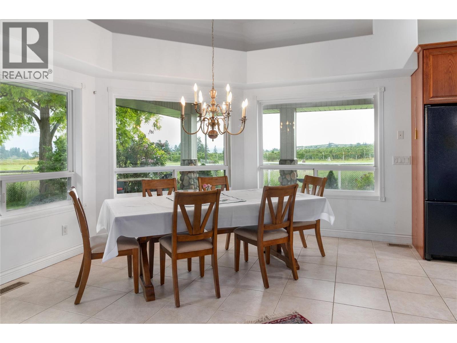 2457 Belgo Road, Kelowna, British Columbia  V1P 1E2 - Photo 15 - 10377729