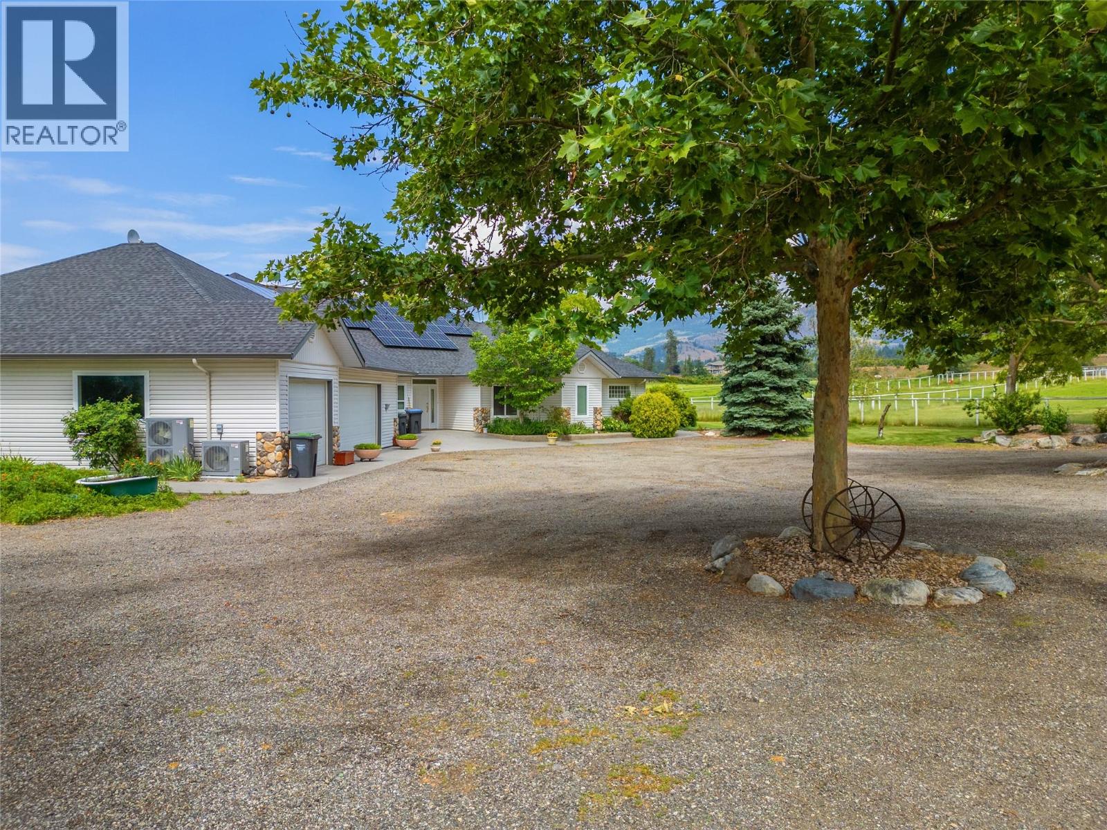 2457 Belgo Road, Kelowna, British Columbia  V1P 1E2 - Photo 5 - 10377722