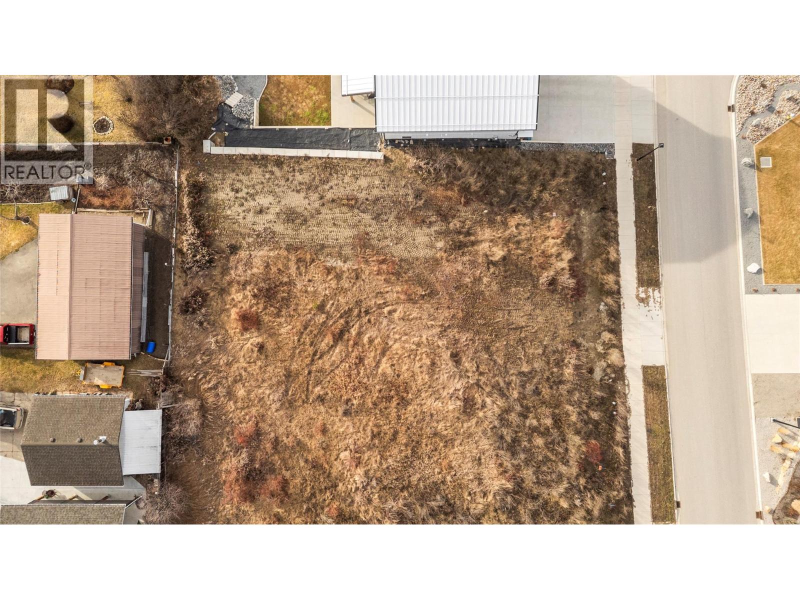 1860 35 Street Ne, Salmon Arm, British Columbia  V1E 1Z3 - Photo 2 - 10377554