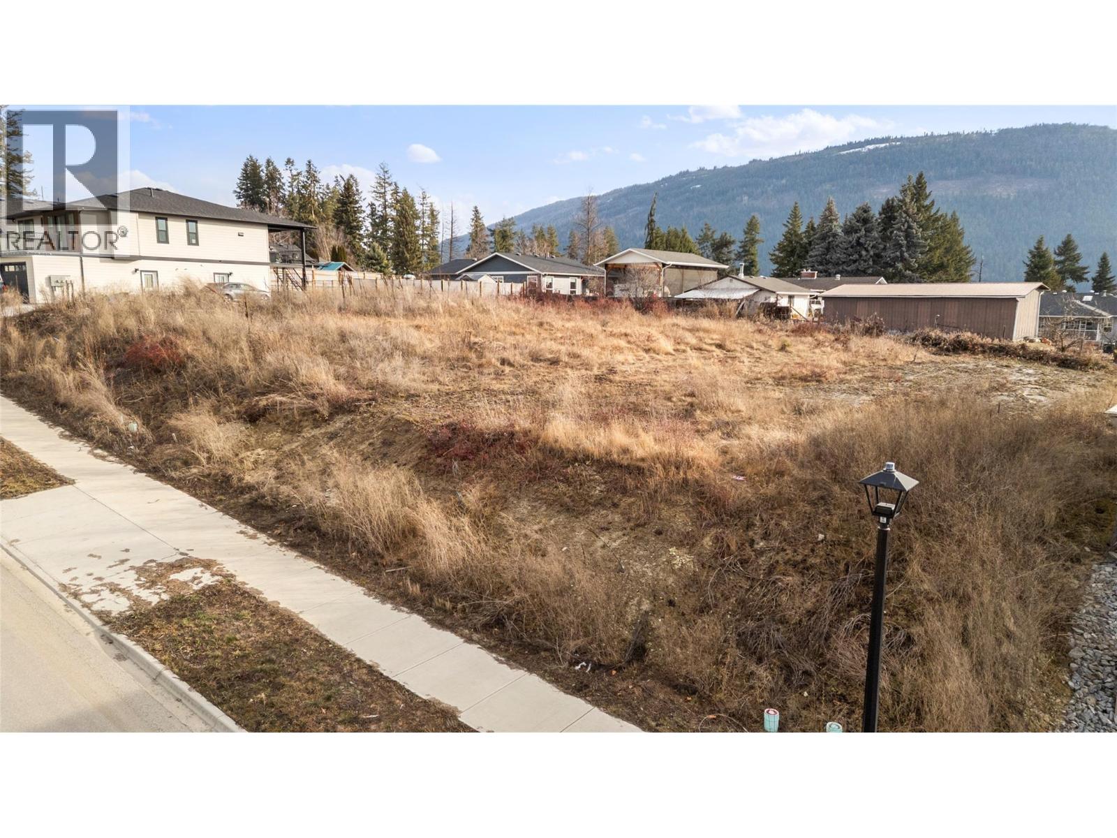 1860 35 Street Ne, Salmon Arm, British Columbia  V1E 1Z3 - Photo 21 - 10377554