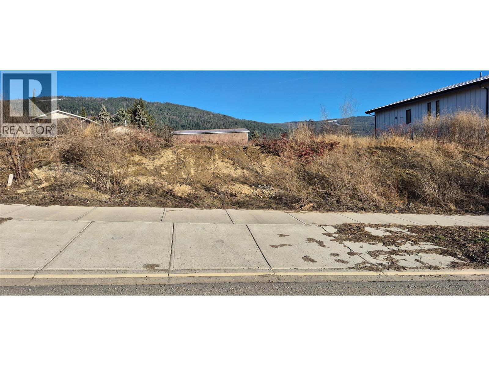 1860 35 Street Ne, Salmon Arm, British Columbia  V1E 1Z3 - Photo 5 - 10377554